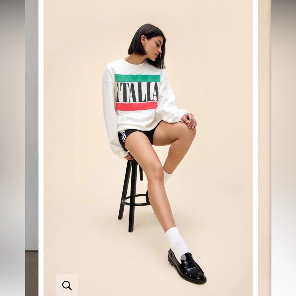 NWT Daydreamer Italia Boyfriend Sweatshirt. Size: Small. Excellent condition - Picture 13 of 16